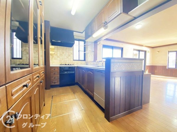 寝屋川市成田東が丘の中古一戸建て