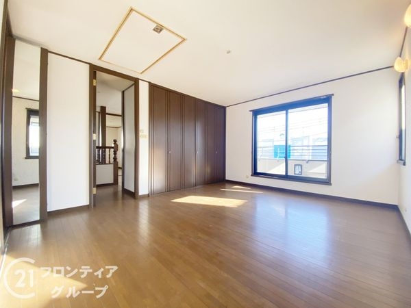 寝屋川市成田東が丘の中古一戸建て