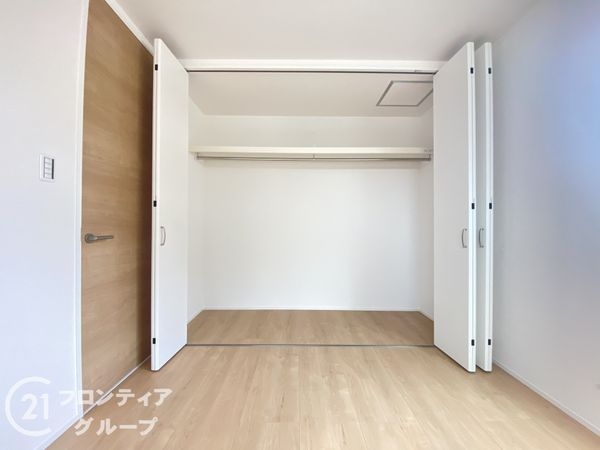 枚方市長尾西町１丁目　新築一戸建て