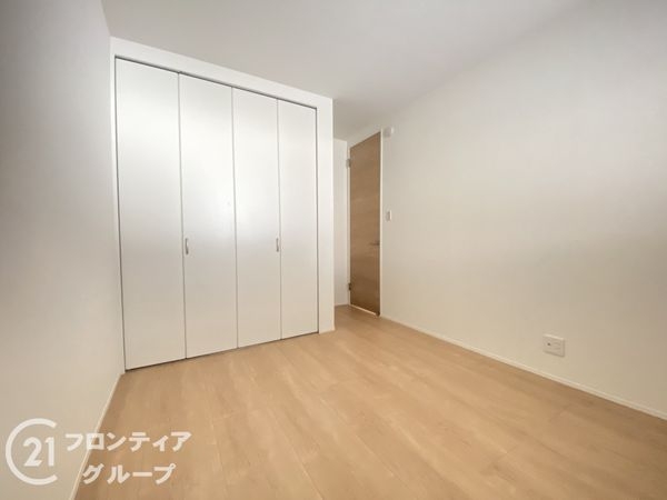 枚方市長尾西町１丁目　新築一戸建て