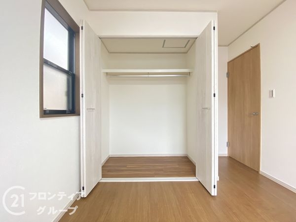 枚方市茄子作１丁目の中古一戸建て