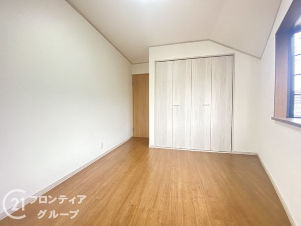 枚方市茄子作１丁目の中古一戸建て