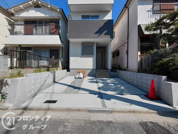 寝屋川市国松町　新築一戸建て　１期　1号棟