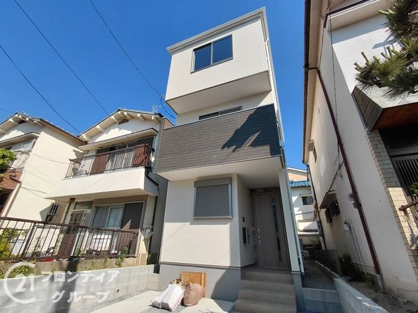 寝屋川市国松町　新築一戸建て　１期　1号棟