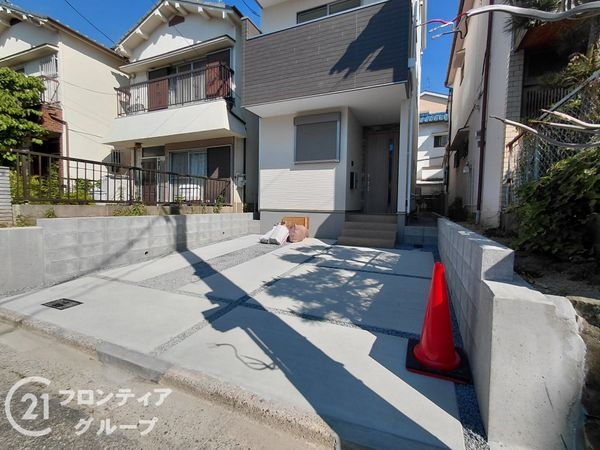 寝屋川市国松町　新築一戸建て　１期　1号棟
