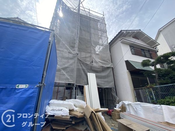 寝屋川市国松町　新築一戸建て　１期　1号棟