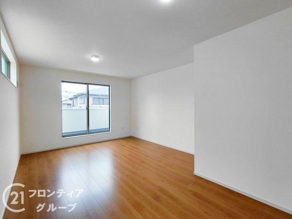 寝屋川市国松町　新築一戸建て　１期　1号棟