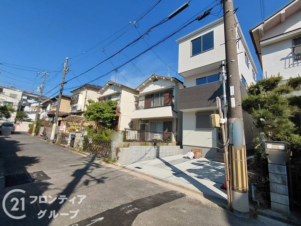 寝屋川市国松町　新築一戸建て　１期　1号棟