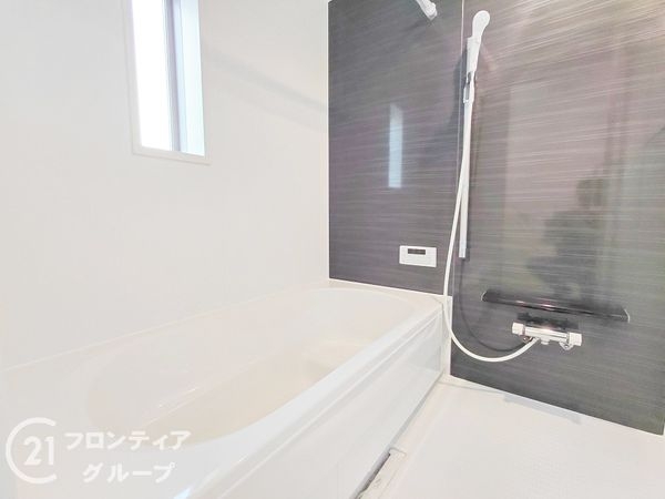 枚方市渚元町　新築一戸建て　第５　１号棟
