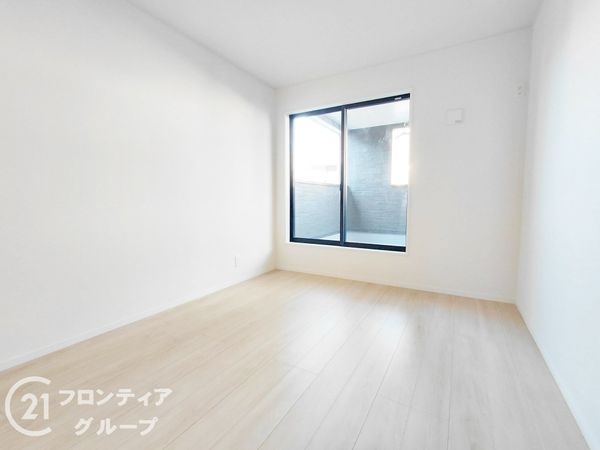 枚方市渚元町　新築一戸建て　第５　２号棟