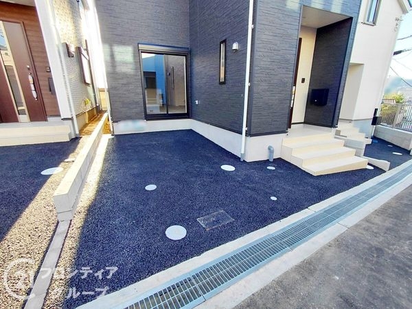 枚方市渚元町　新築一戸建て　第５　２号棟