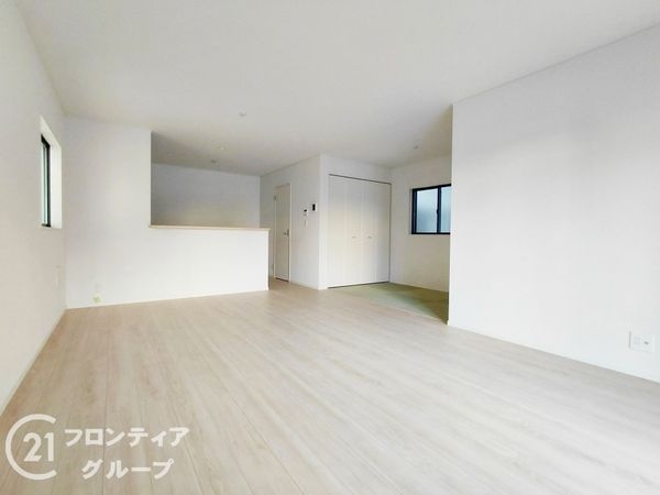 枚方市渚元町　新築一戸建て　第５　２号棟