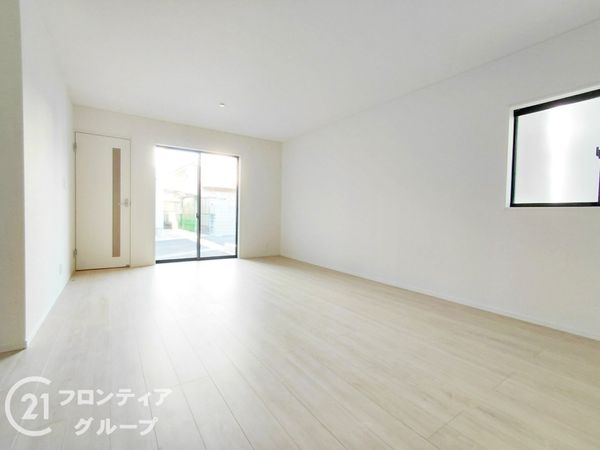 枚方市渚元町　新築一戸建て　第５　２号棟