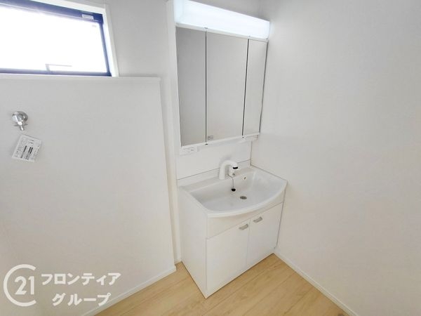 枚方市渚元町　新築一戸建て　第５　3号棟