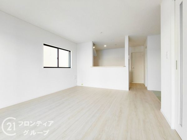 枚方市渚元町　新築一戸建て　第５　3号棟