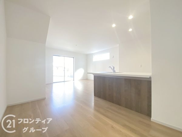 交野市幾野２丁目　新築一戸建て　２期　全１区画