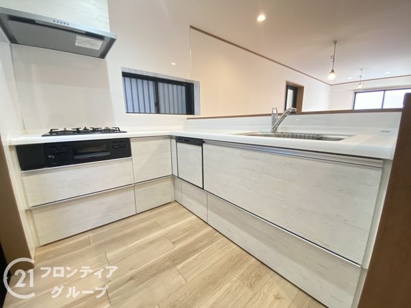 寝屋川市池田本町　中古一戸建て