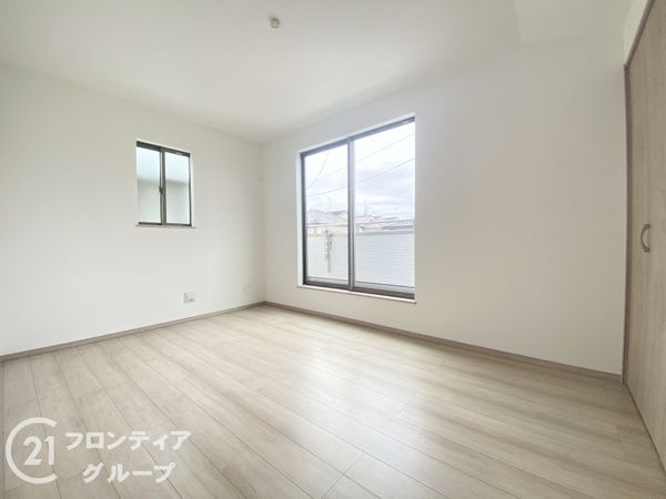 枚方市星丘２丁目　新築一戸建て　全１区画
