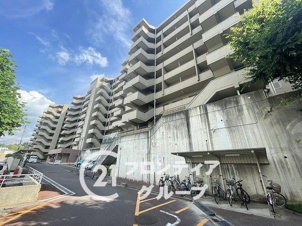 香里ヶ丘セントポリア壱番館　中古マンション
