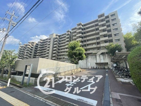 香里ヶ丘セントポリア壱番館　中古マンション