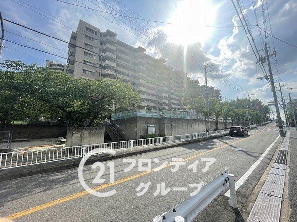 香里ヶ丘セントポリア壱番館　中古マンション