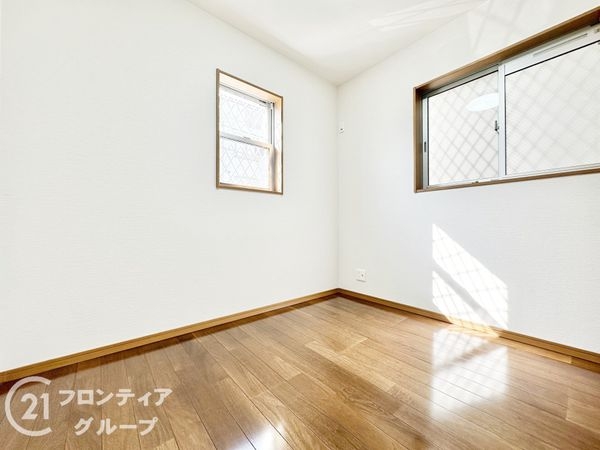 寝屋川市御幸東町の中古一戸建て