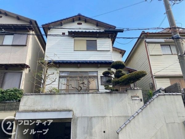 枚方市堂山１丁目　中古一戸建て