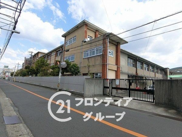 寝屋川市春日町　新築一戸建て　３期　１号地(寝屋川市立西小学校)