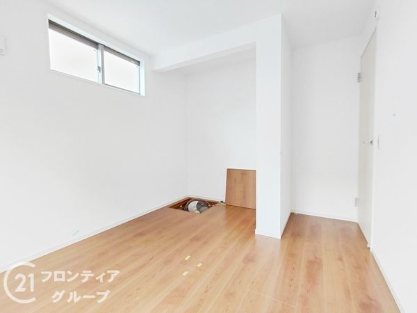 寝屋川市春日町　新築一戸建て　３期　１号地
