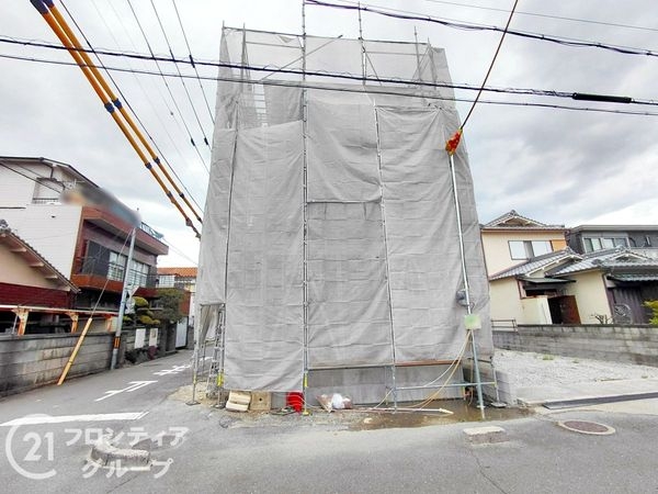 寝屋川市春日町　新築一戸建て　3期　2号地
