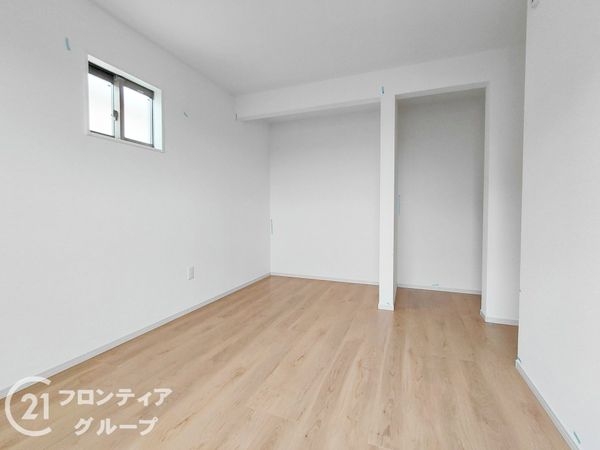 寝屋川市春日町　新築一戸建て　３期　２号地