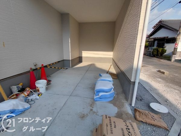 寝屋川市春日町　新築一戸建て　３期　２号地