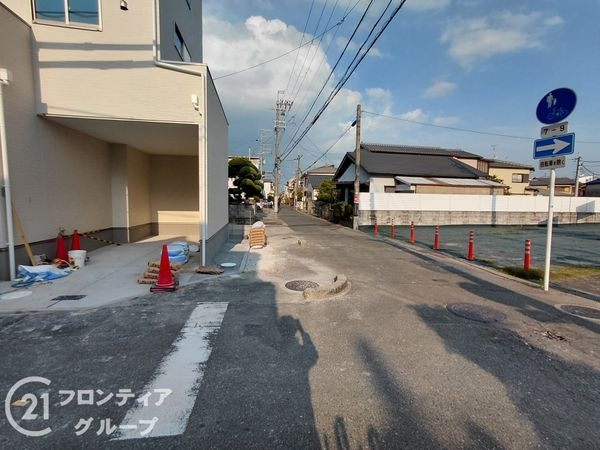 寝屋川市春日町　新築一戸建て　３期　２号地