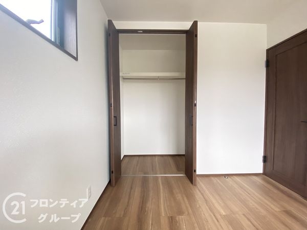 寝屋川市太秦緑が丘　新築一戸建て　B号棟
