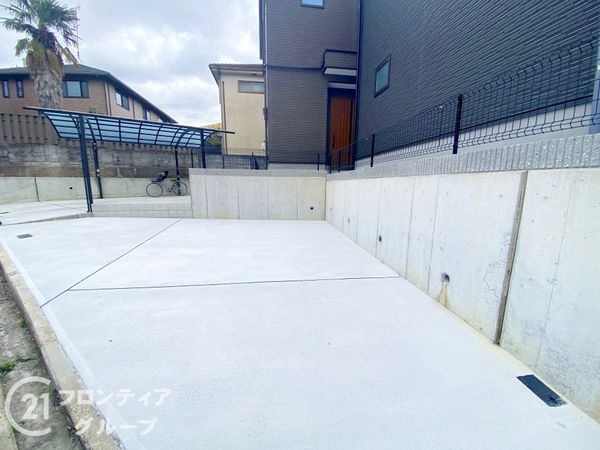 寝屋川市太秦緑が丘　新築一戸建て　B号棟