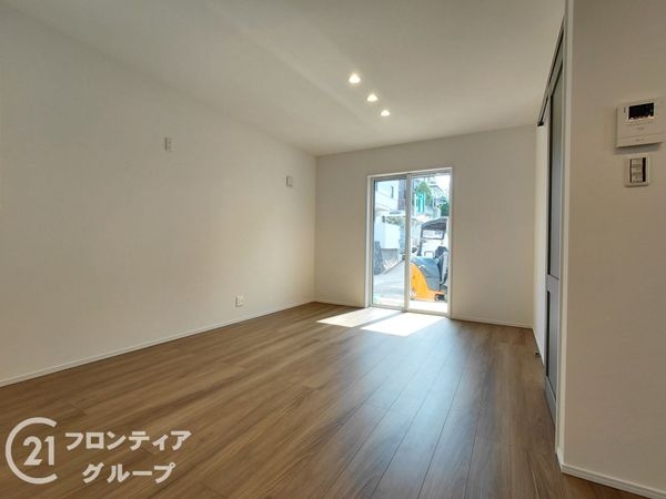 枚方市香里ケ丘６丁目　新築一戸建て　A号棟