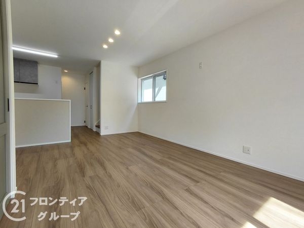 枚方市香里ケ丘６丁目　新築一戸建て　A号棟