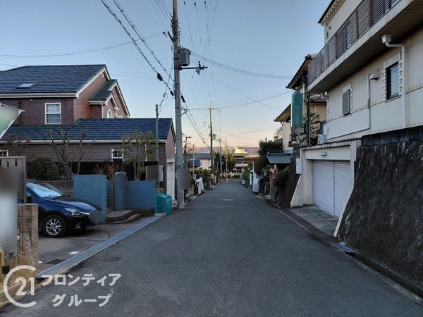 枚方市香里ケ丘６丁目　新築一戸建て　B号棟