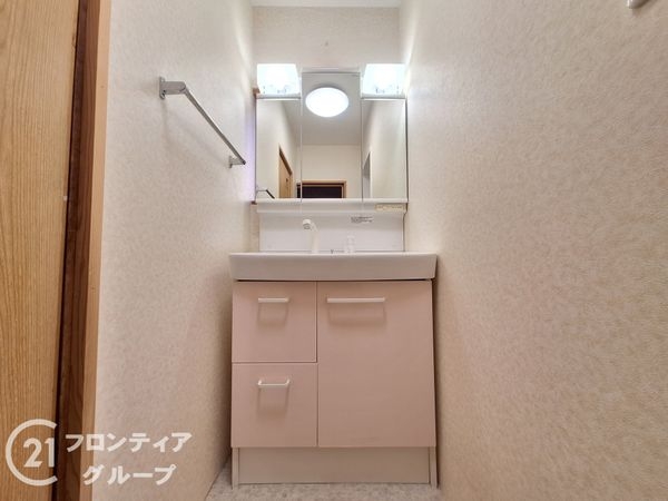 寝屋川市太秦緑が丘の中古一戸建て