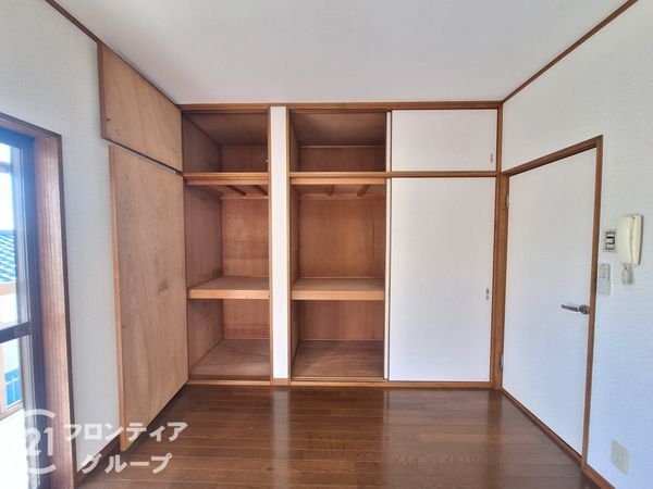 寝屋川市太秦緑が丘の中古一戸建て