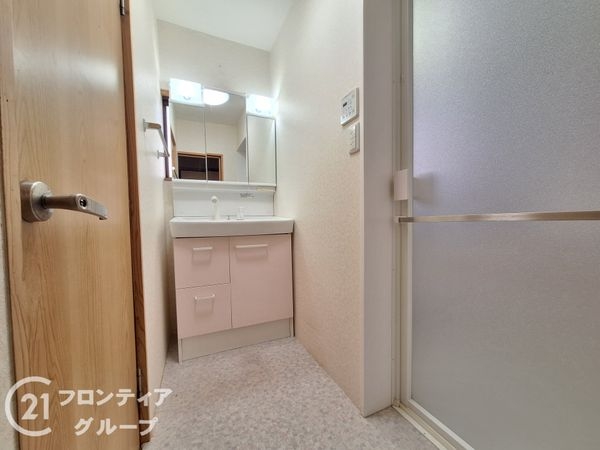 寝屋川市太秦緑が丘の中古一戸建て