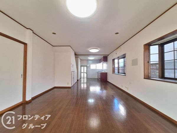 寝屋川市太秦緑が丘の中古一戸建て