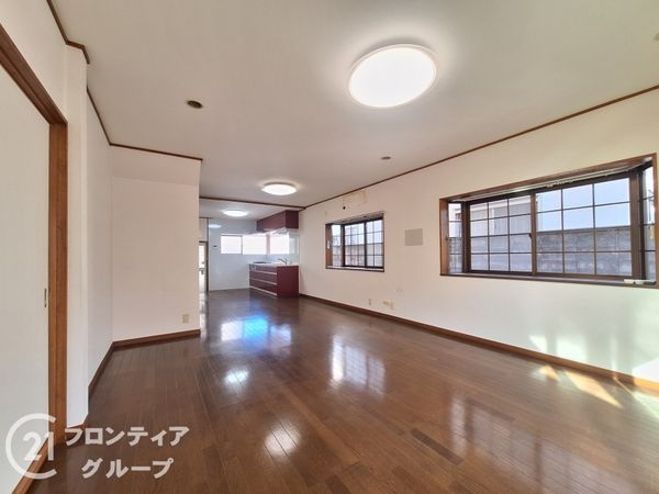 寝屋川市太秦緑が丘の中古一戸建て