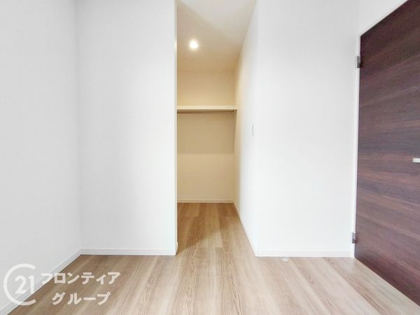 枚方市高野道２丁目　新築一戸建て　２期　2号棟