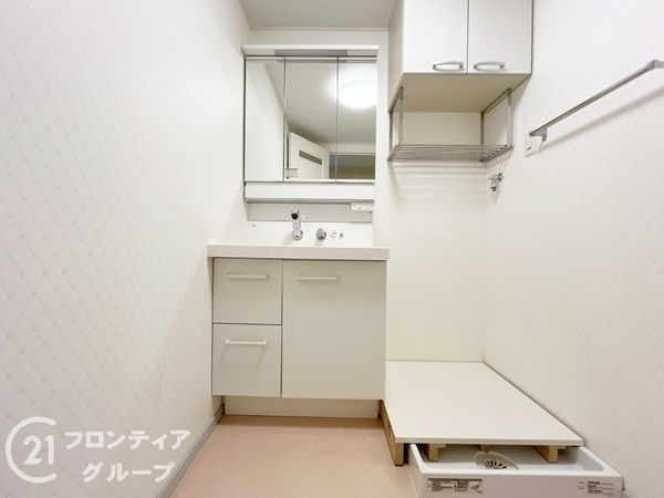 香里ケ丘セントポリア２号棟　中古マンション