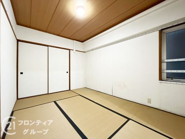 香里ケ丘セントポリア２号棟　中古マンション
