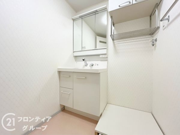 香里ケ丘セントポリア２号棟　中古マンション