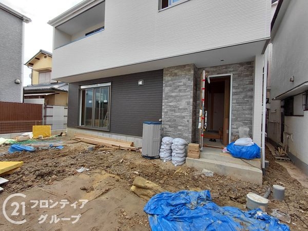 枚方市松丘町　新築一戸建て　1期　1号地