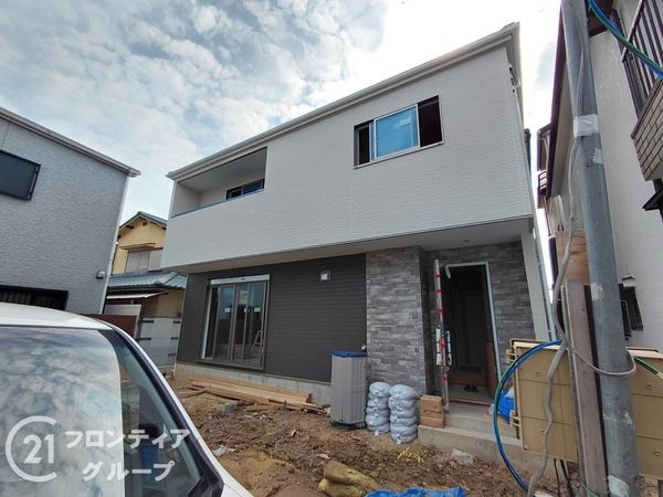 枚方市松丘町　新築一戸建て　1期　1号地