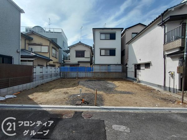 枚方市松丘町　新築一戸建て　1期　1号地